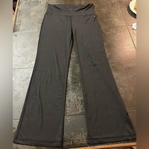 Danskin Dri More Tech Yoga Pants - Boot / Flare Cut - Black - L (12-14)